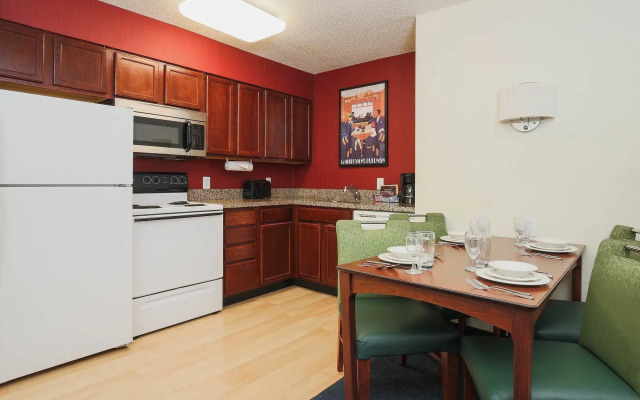 Residence Inn By Marriott Flint