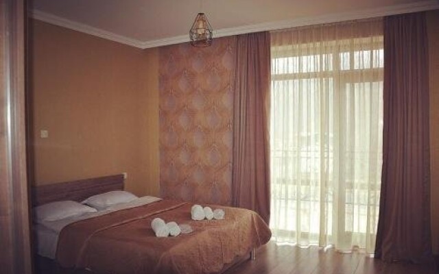 Ia's Guest House