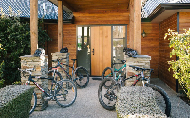 Wanaka Alpine Lodge