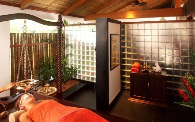 Plumeria Lake Resort & Spa