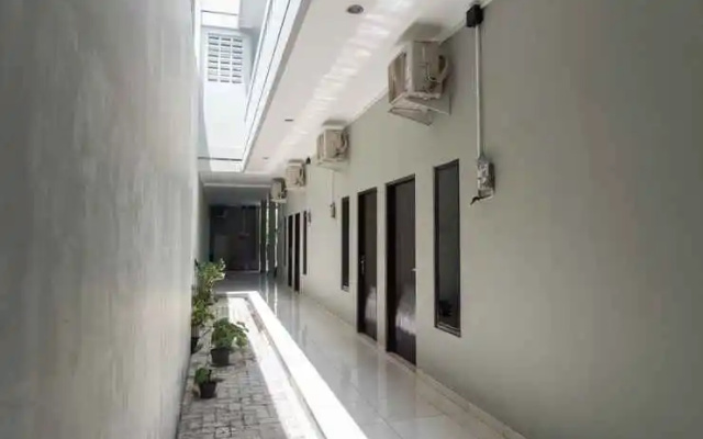 Athena House Syariah Near the Park Mall Solo Baru Mitra RedDoorz – Outside – Sukoharjo