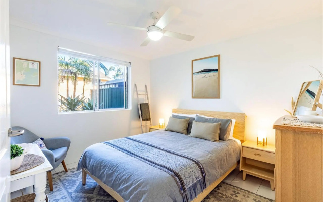 Marine Drive 1 12 – Guest Rooms – Fingal Bay