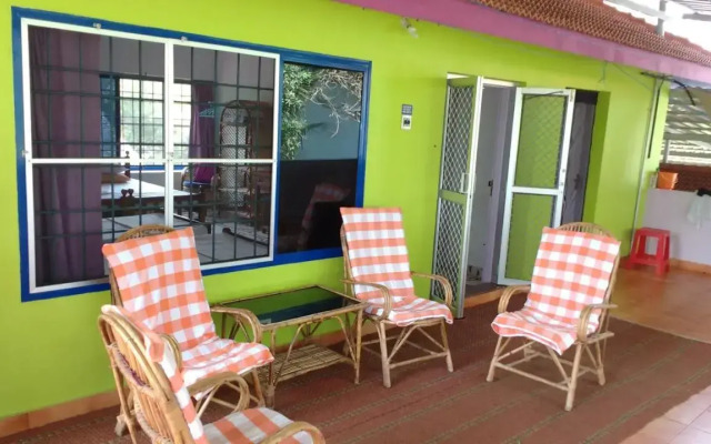 Gumnut Beach House Homestay