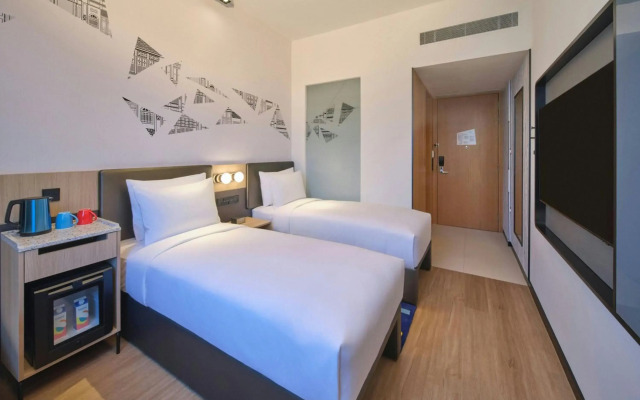 Aloft Singapore Novena