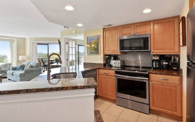 2515 Mare 2 Bedroom Condo