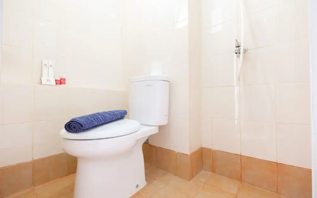 Simple Studio Bassura City Apartment