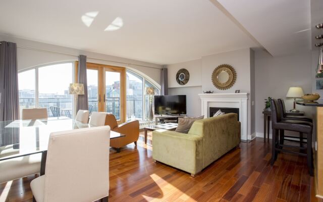 Moore Executive Suites - Bishops Landing