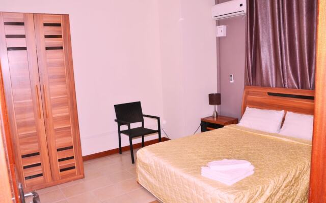 "fully Equipped Apartment in Flic-en-flac for 2 ppl - 500m From the Beach"