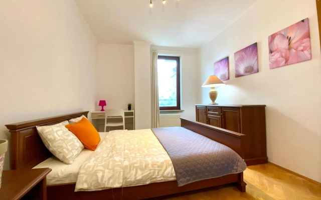 Center Warsaw - Apartmenty Jana Pawła II