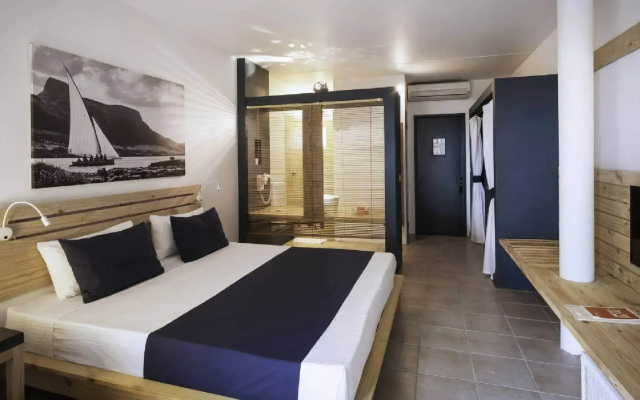 Veranda Pointe Aux Biches Hotel