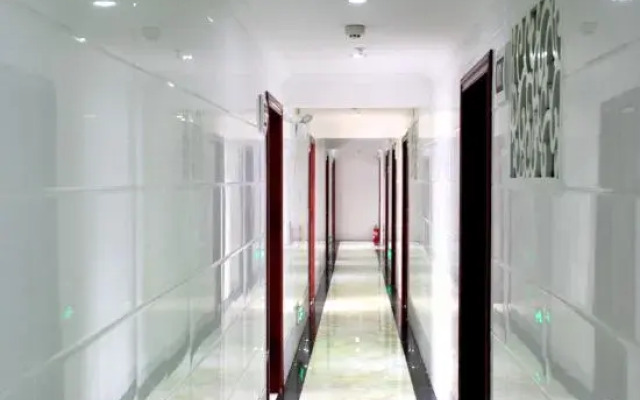 Hillcom Guest House