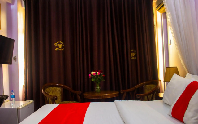 Hotel Aquiline