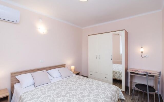 Apartments Lena & Lara