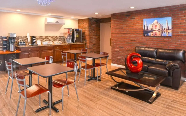 Americas Best Value Inn Putnam