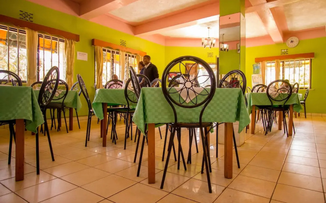 Slopes Villa Hotel