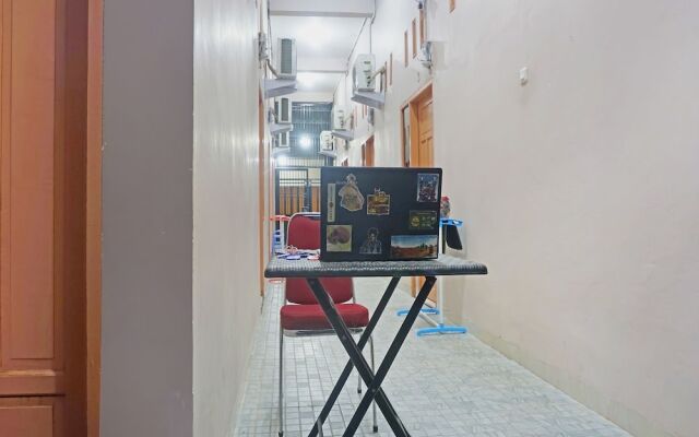 Hotel O Almeerah Homestay Syariah Near RS Hermina