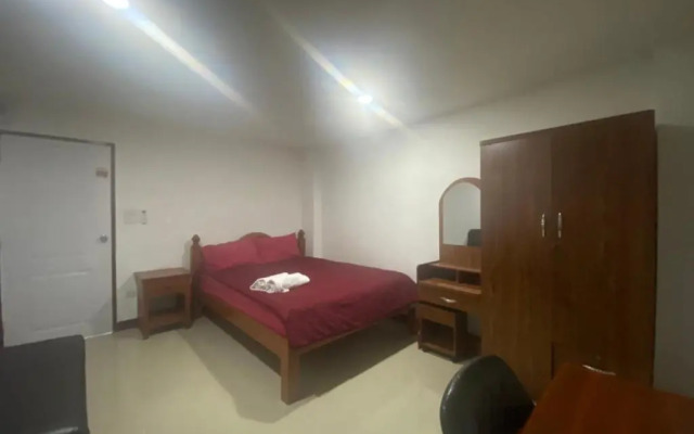 OYO 1135 Triple A Residence