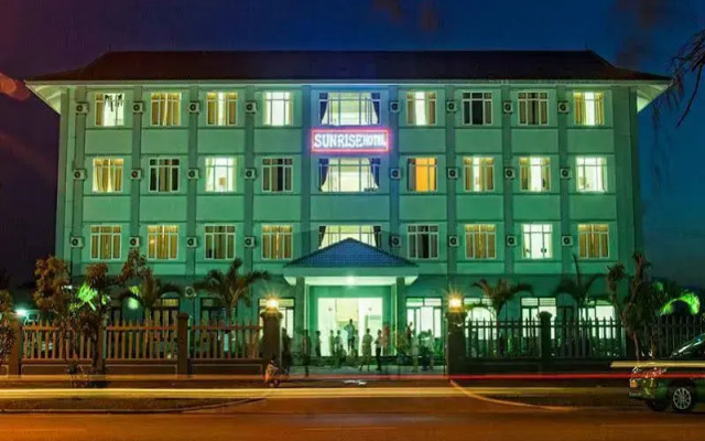 Sunrise Hotel