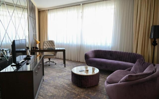 Aleksandar Palace Hotel & Spa