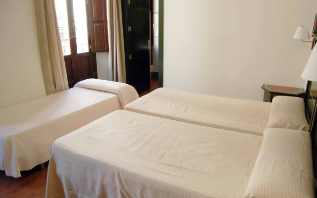 Hotel Plaza Nueva
