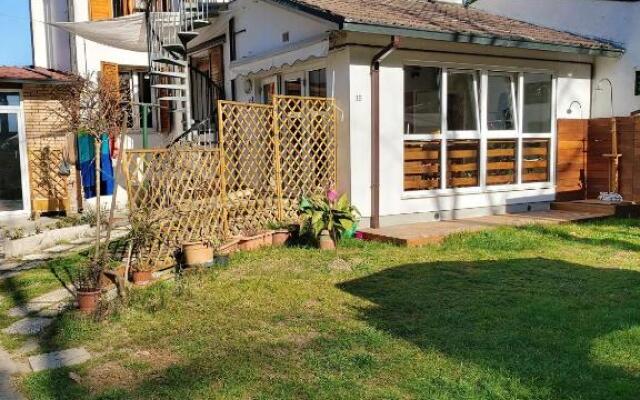 3 bedrooms house at Marina di Ravenna 400 m away from the beach with enclosed garden and wifi