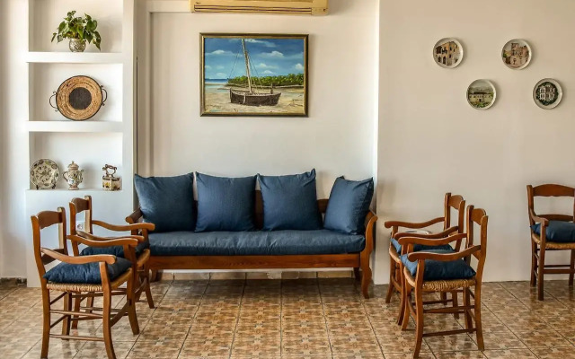 Yria Beach Hotel