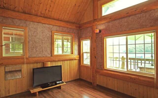 Tongyeong Daore Pension