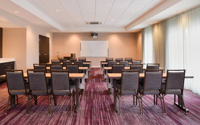 Courtyard by Marriott Toledo North