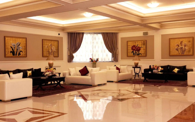 LIQAA Hotel