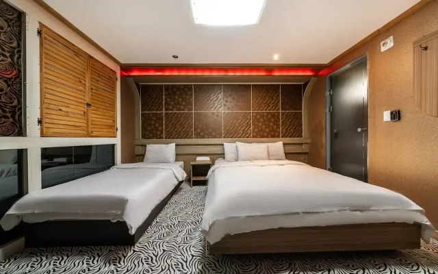 Incheon Hotel W