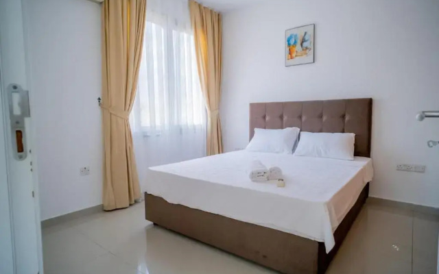 Beautiful Two-bedroom Apartment with Sea and Mountain views Sel 8-5