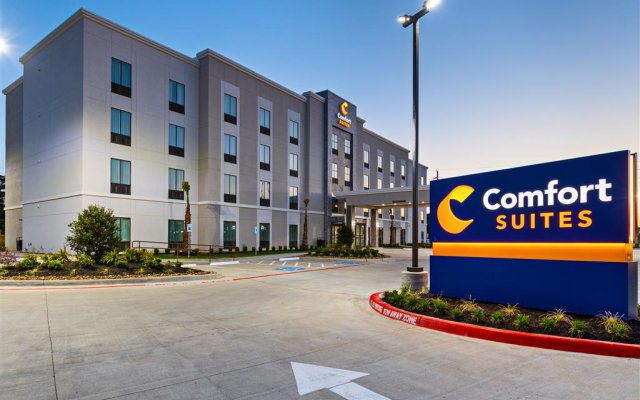 Comfort Suites