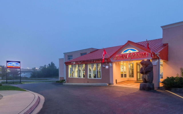 Howard Johnson by Wyndham Gravenhurst