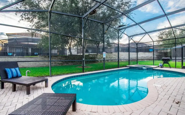 Spacious Home W/private Pool/spa & Free Waterpark!