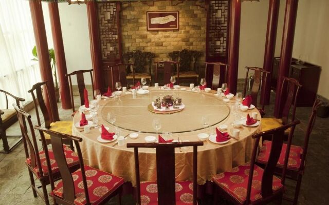 Chengde Hotel