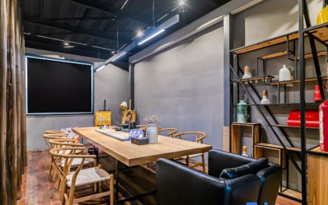 Zhongshan Yes I Hotel