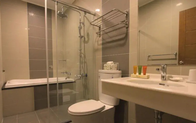 Green Field & Sunshine