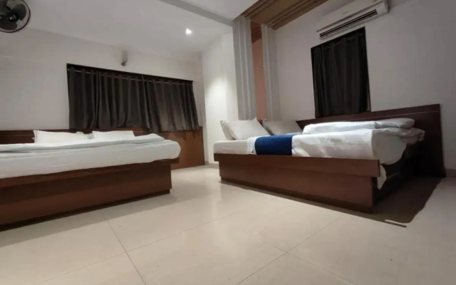 Anand Palace