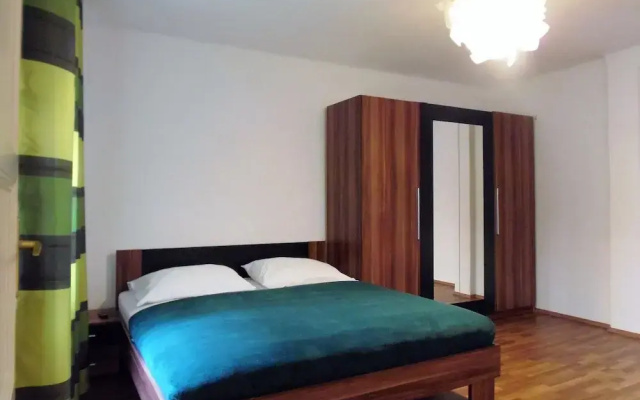 Budapest Promenade Apartments