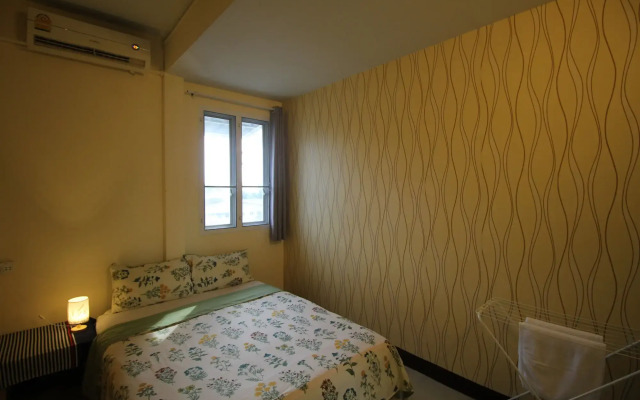 Baan Nampetch Hostel