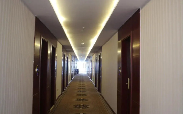Fulin Business Hotel