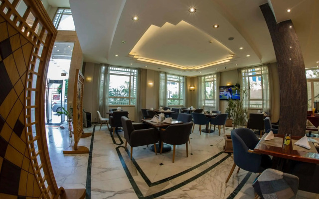 Kindi Hotel