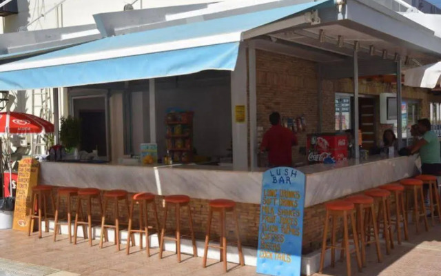 Vagelis Comfort Apartments