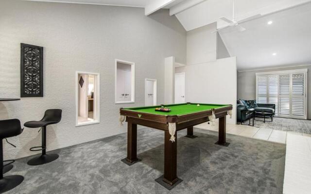 Francisco Waterfront At Port