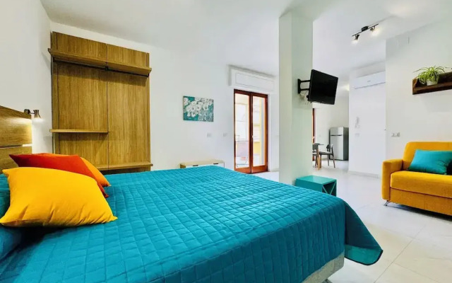 YourHome - Blu Jade House