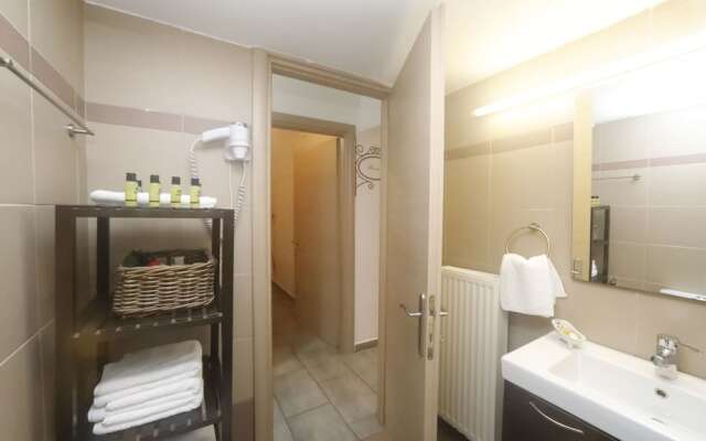 Gazi Boutique Apartment 1