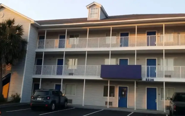 InTown Suites Extended Stay Charlotte NC - Albemarle Rd