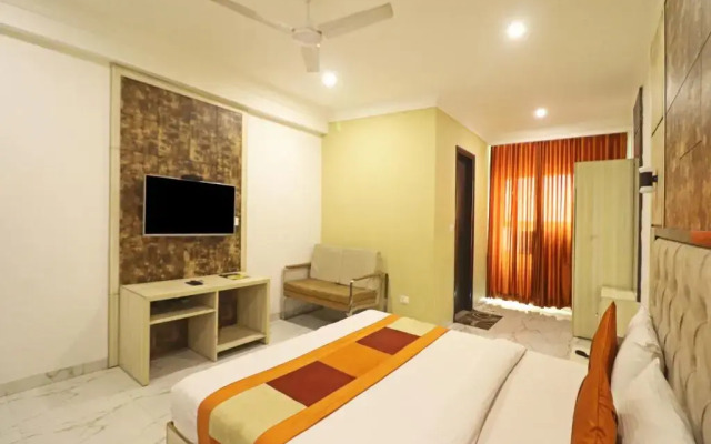 Hotel Almora Near Delhi Airport