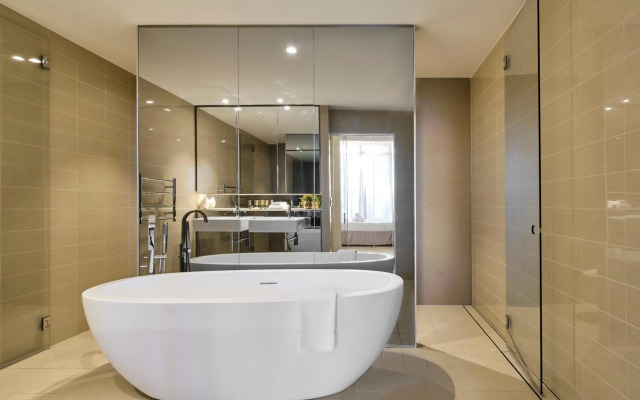 Luxury Bondi Beachside Apartment - Pacific