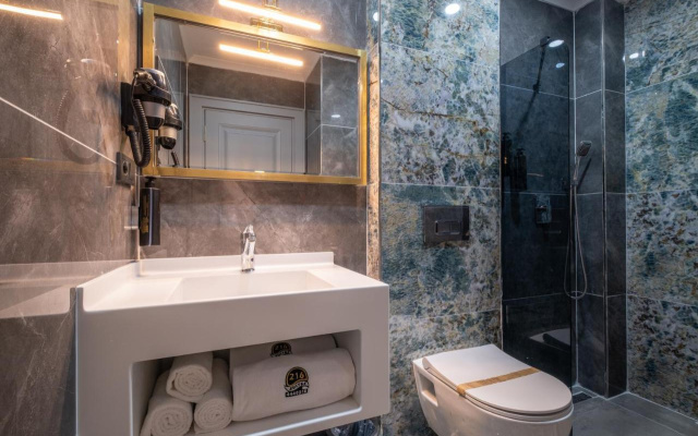 216 Prestige Hotel
